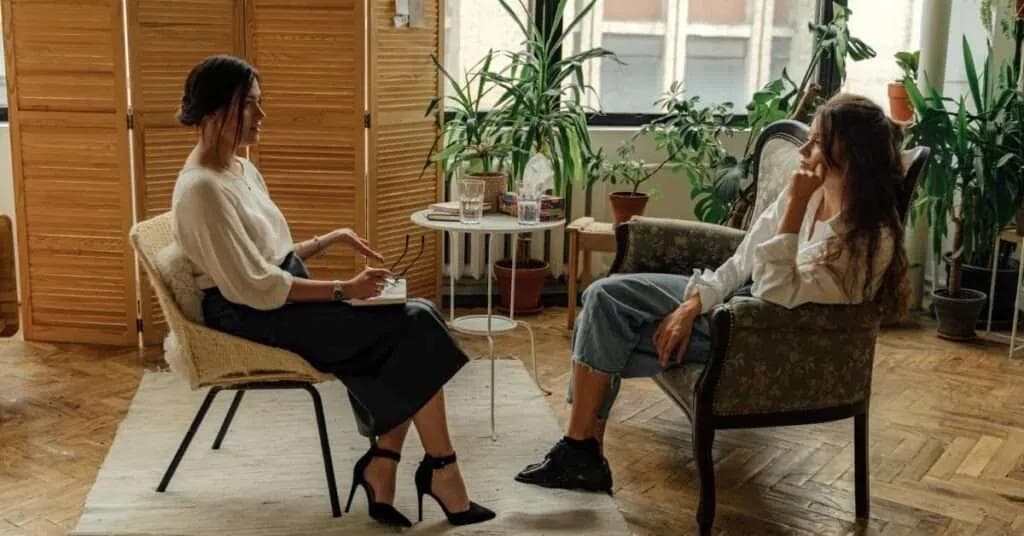 למי מתאים טיפול CBT? יתרונות וחסרונות, מחירים ומציאת מטפל מתאים